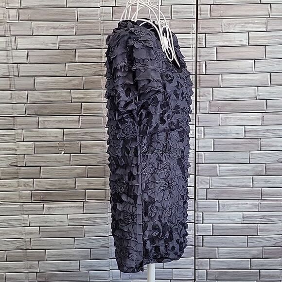 Lavish short sleeved tiered ruffle top Women's Size M - Picture 5 of 11